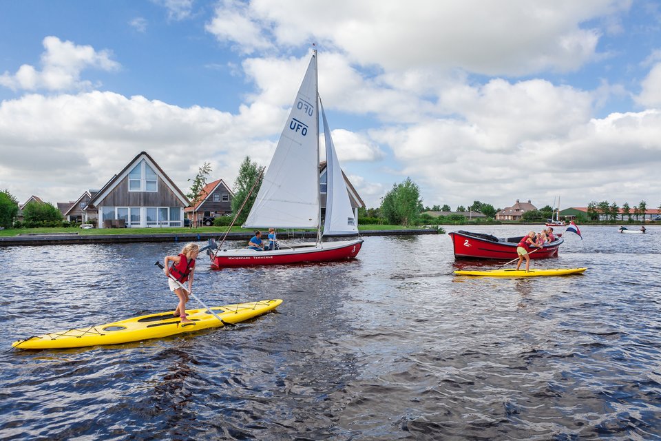 Langweerder sloep 650 van Waterpark Terherne in Terherne